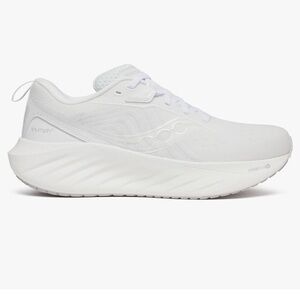 Women’s saucony triumph 22’s